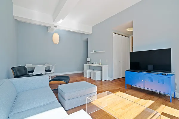 Rented by Nest Seekers International | media 3