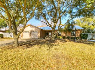 1608 Danny Ray Dr, Cleburne, TX 76033