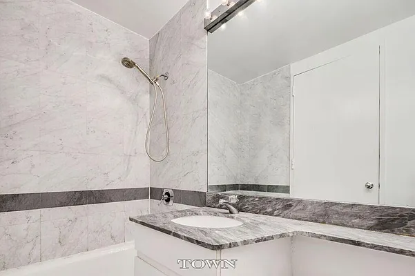 Sold by Town Residential | media 6