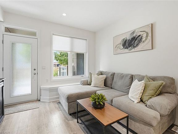 5th image of 261 Skinner Rd #18