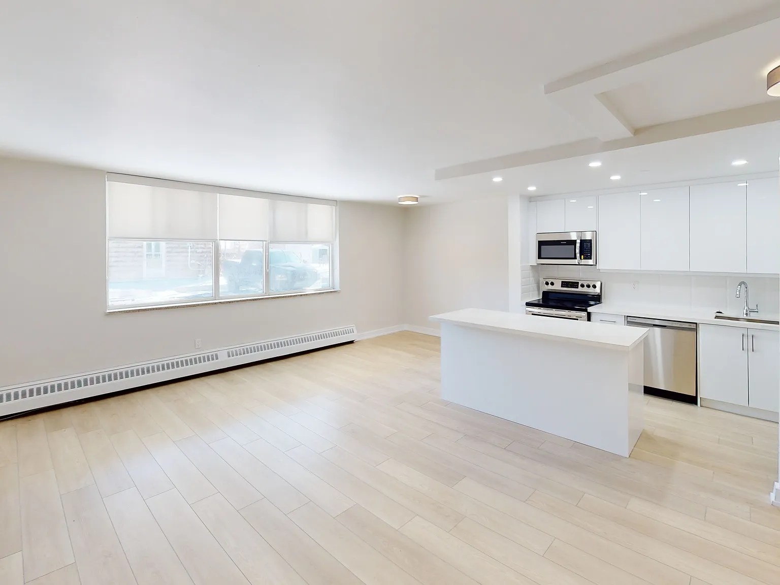 Weston Road Apartments — Photo 4