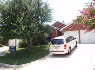 6737 Day Dr, Fort Worth, TX 76132