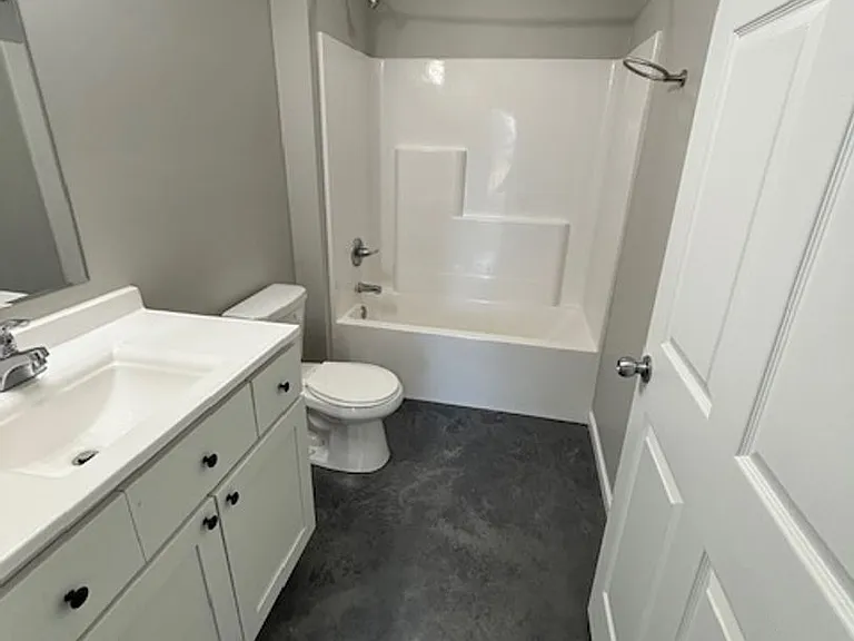 1300 W Mar Elm St — Photo 24