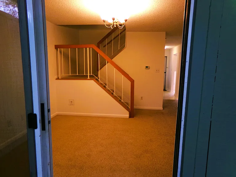 15 Pond Dr W — Photo 9