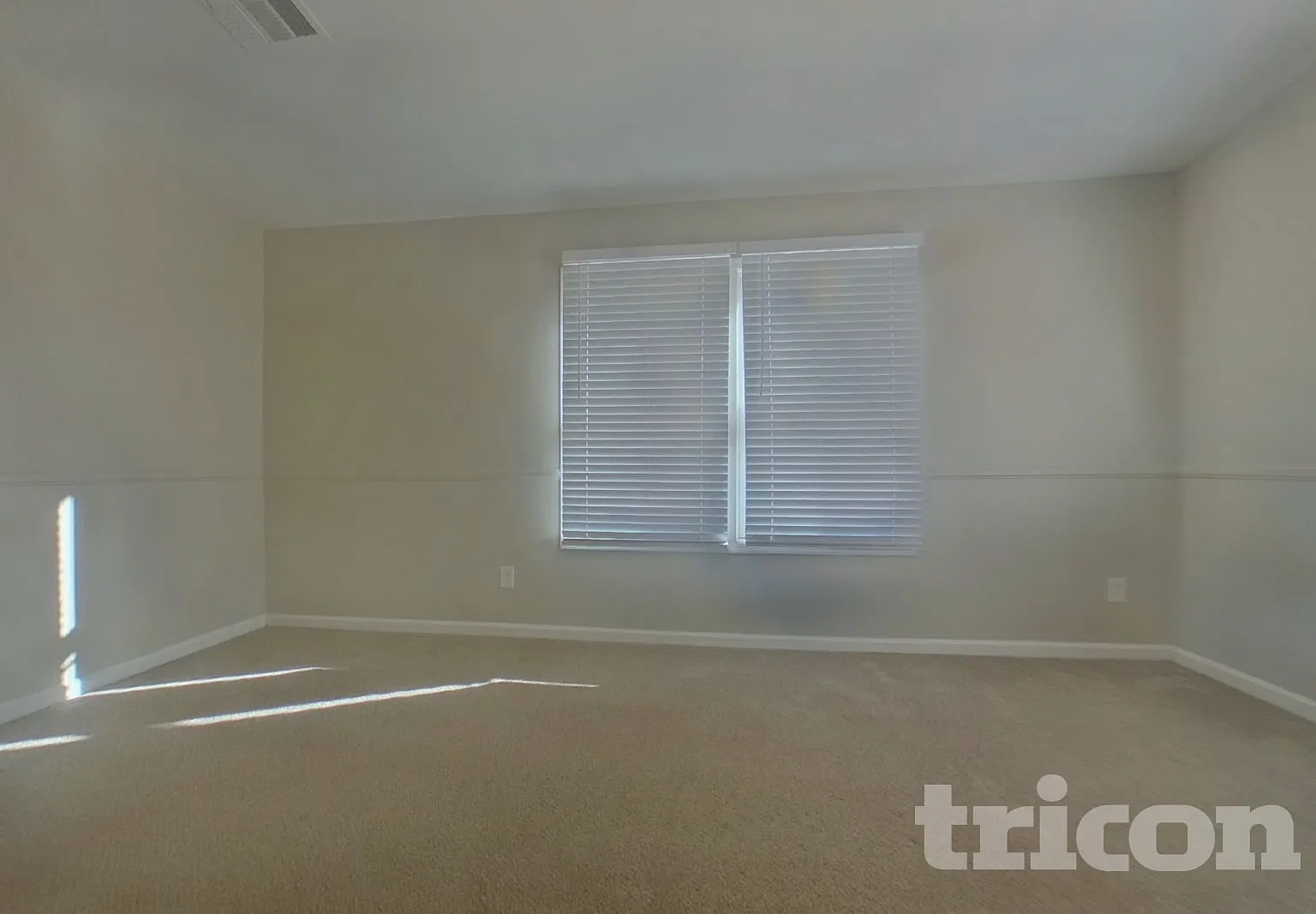 3125 N 302nd Lane Buckeye AZ — Photo 2