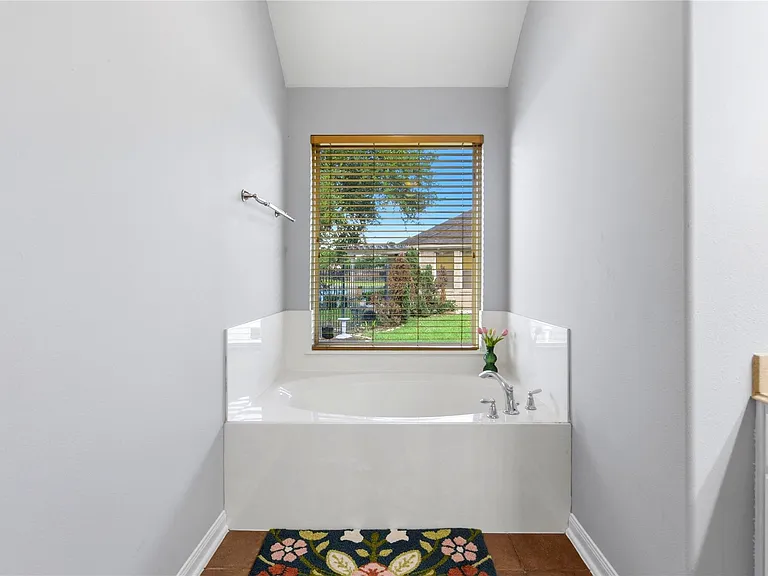 26210 Christen Canyon Ln — Photo 19