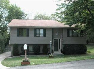108 Persimmon Pl, Cranberry Twp, PA 16066
