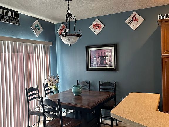 3rd image of 1581 W Alsace Way #2