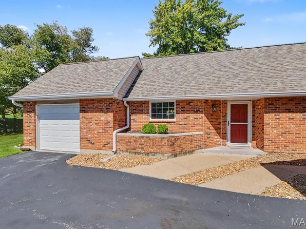 1017 Pocono Trl, Ballwin, MO 63021