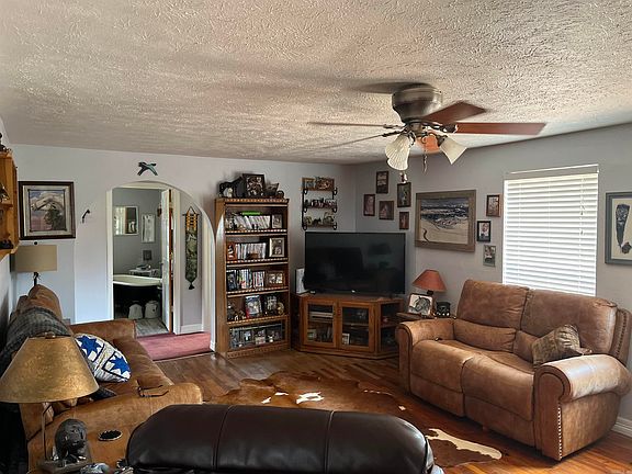 4th image of 2314 Little Red River Rd