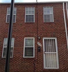 2nd image of 1315 E Madison St
