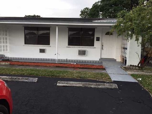 1st image of 5810 NW 12th St APT G