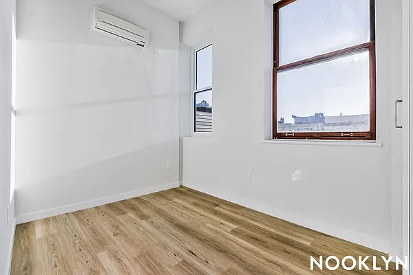 Rented by Nooklyn NYC LLC | media 45