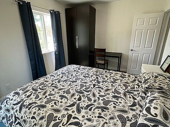 2nd image of 1010 El Sur Ave