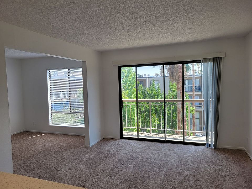 1st image of 440 N Civic Dr APT 505