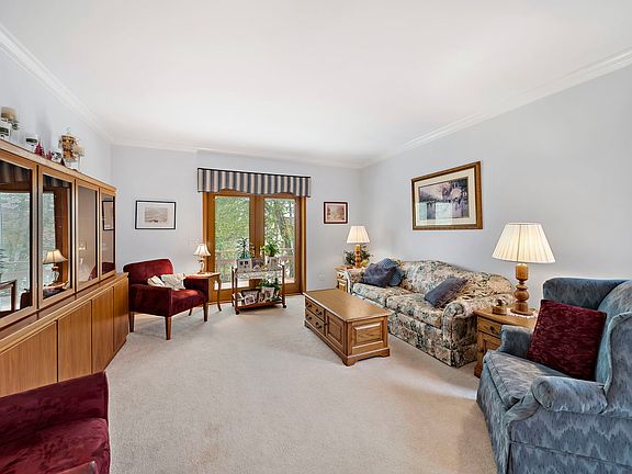 5th image of 3839 Fox Hunt Way