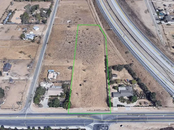 1239 W Avenue O8, Palmdale, CA 93551