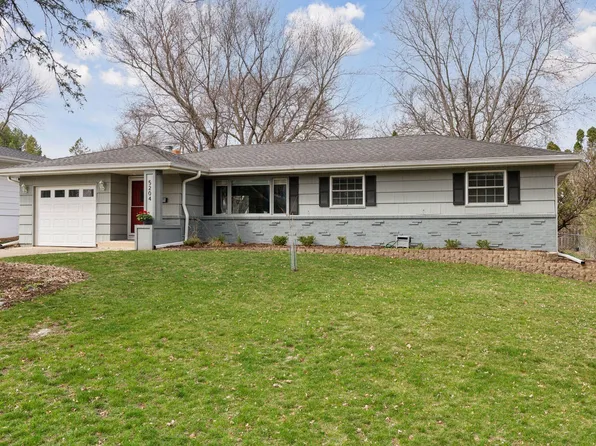 5204 W 62nd St, Minneapolis, MN 55436