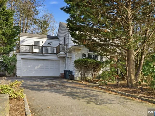 168 Engle St, Tenafly, NJ 07670