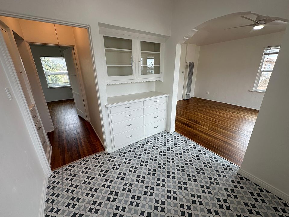 1st image of 2725 Wightman St