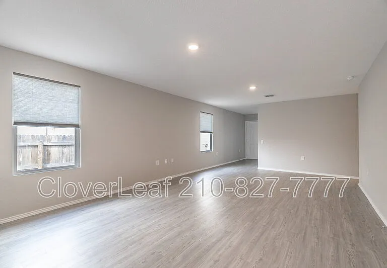 13330 Dutra Rd — Photo 8