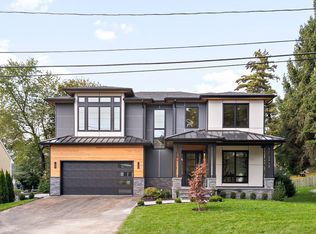 20 Ridgeway Ave, Needham, MA 02492