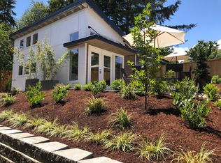 10221 8th Ave SW, Seattle, WA 98146