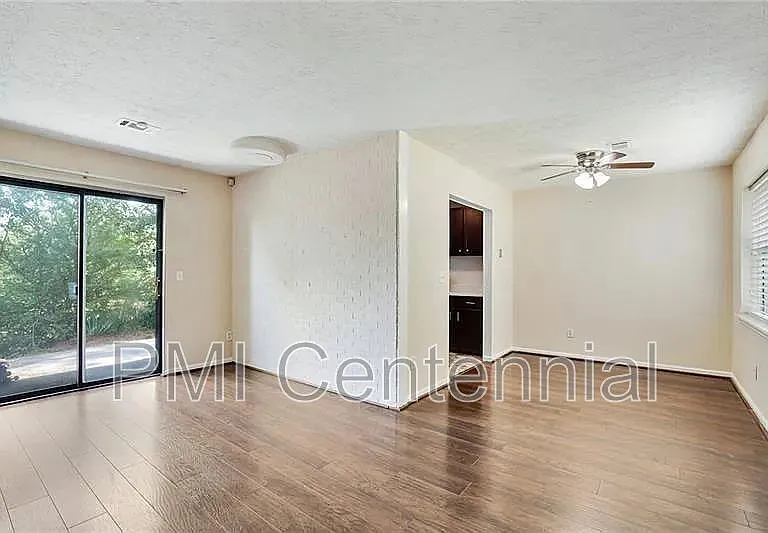 76 Sandalwood Cir — Photo 5