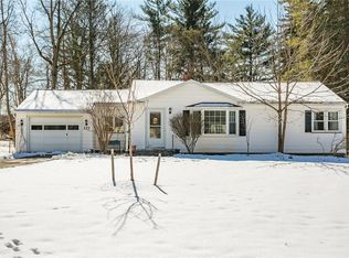 127 Southland Dr, Rochester, NY 14623