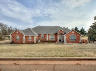 4725 W Canyon Rd, Guthrie, OK 73044