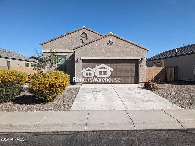 1st image of 820 W Nova Pl