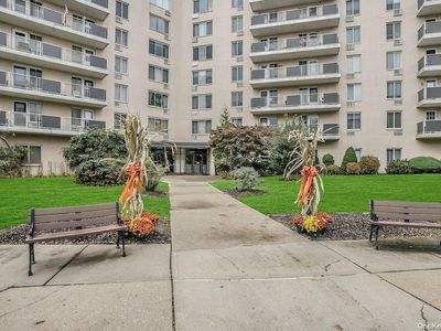 135 Post Avenue #4E, Westbury, NY, 11590