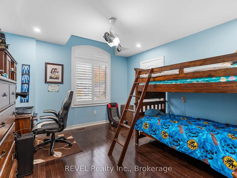 8892 Kudlac St — Photo 28
