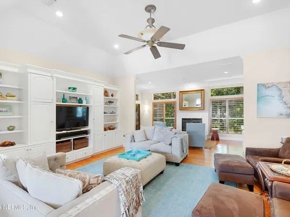 91 SEA WINDS Lane E, Ponte Vedra Beach, FL 32082