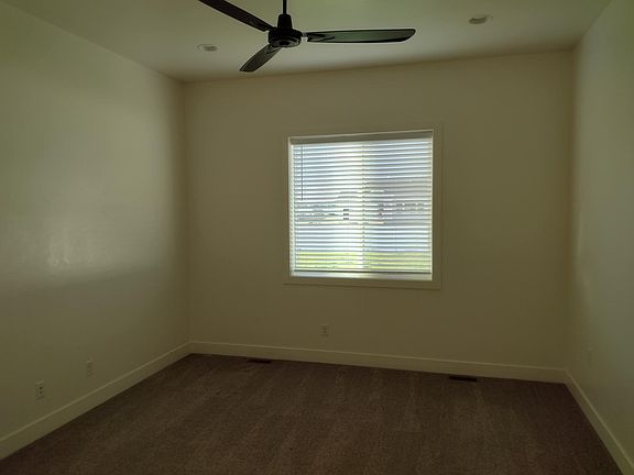 3rd image of 5217 E Allcott Dr
