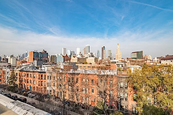 Sold by Compass | media 30