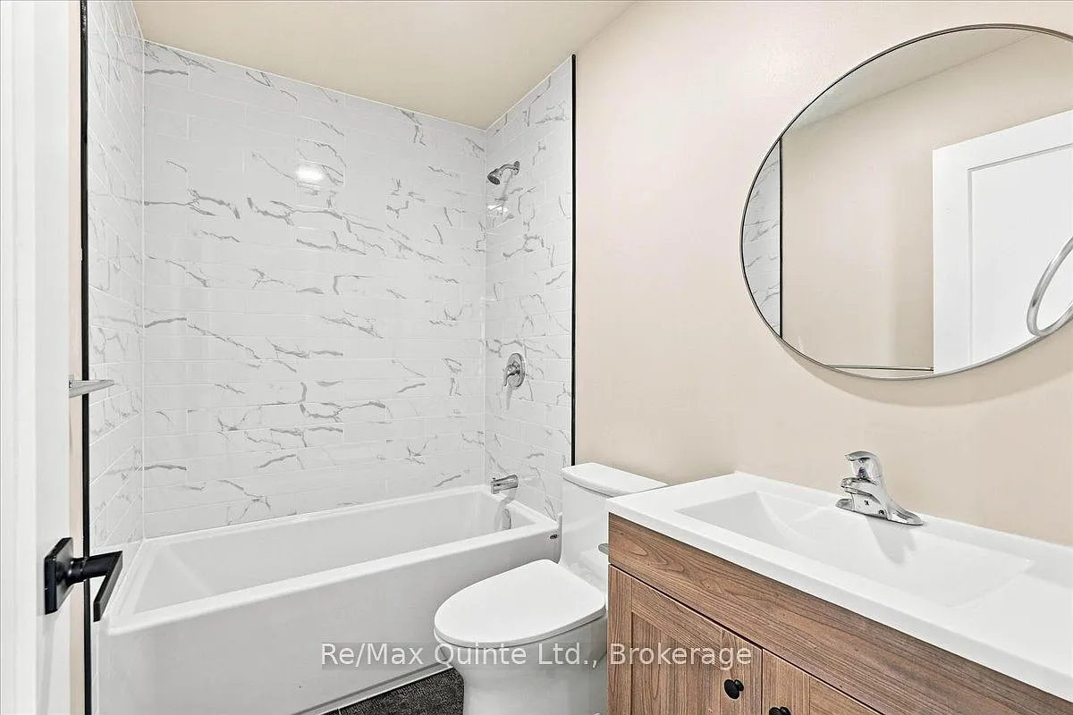 Studio, $1,400 — Photo 4