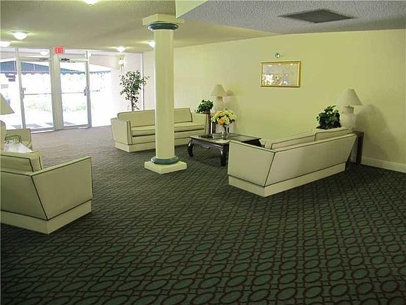 4th image of 6831 SW 147th Ave #D1