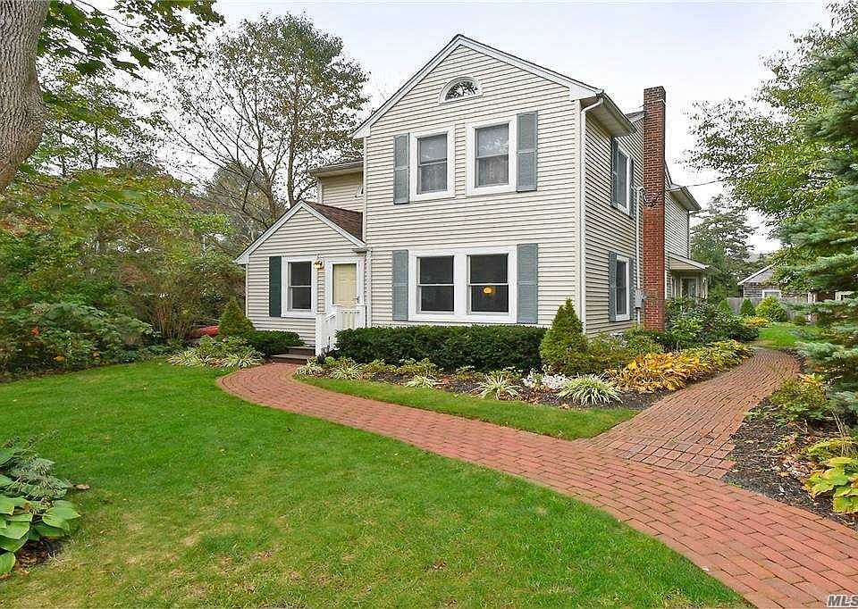 1st image of 15 Hallett Ct