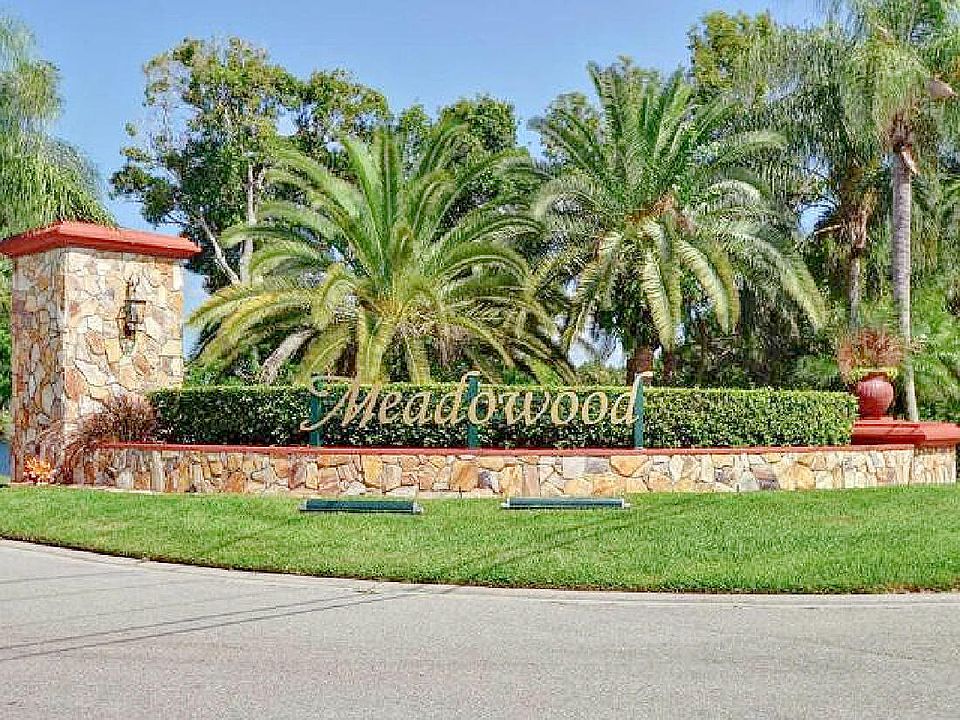 1st image of 9460 Meadowood Drive #104