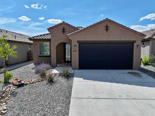 2027 White Squall Dr NW, Albuquerque, NM 87120