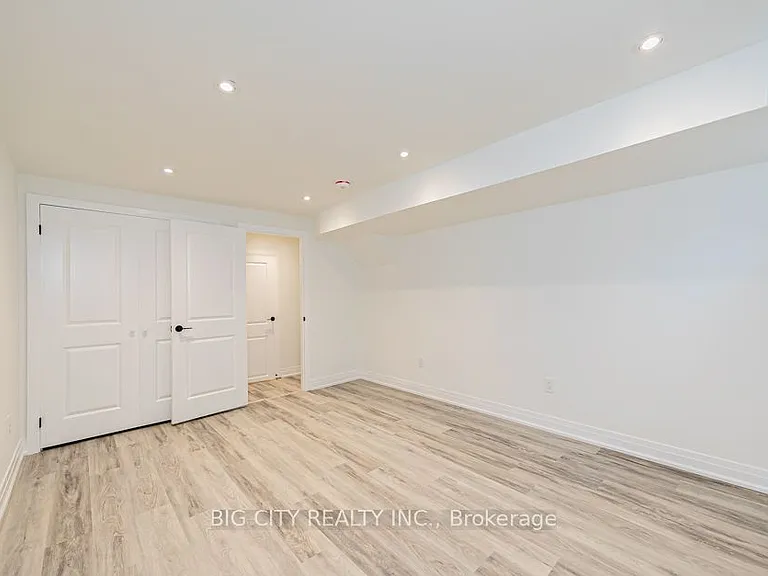 32 Conchita St #LOWER — Photo 16