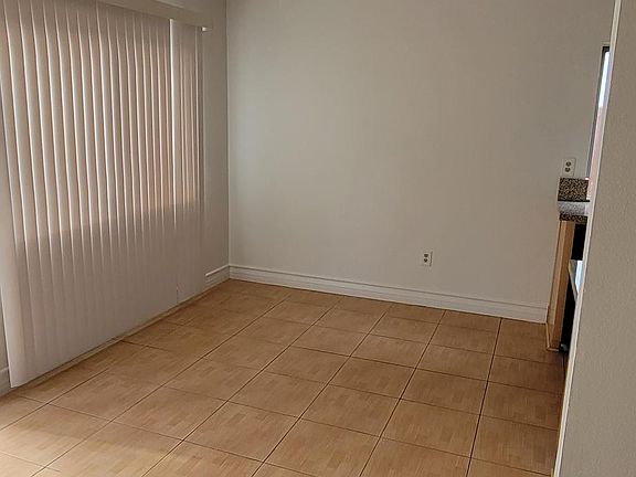 5th image of 11863 Bayless St