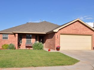 1325 Yorkshire Ave, Wolfforth, TX 79382