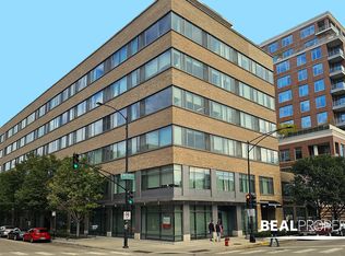 558 W Webster, Chicago, IL 60614