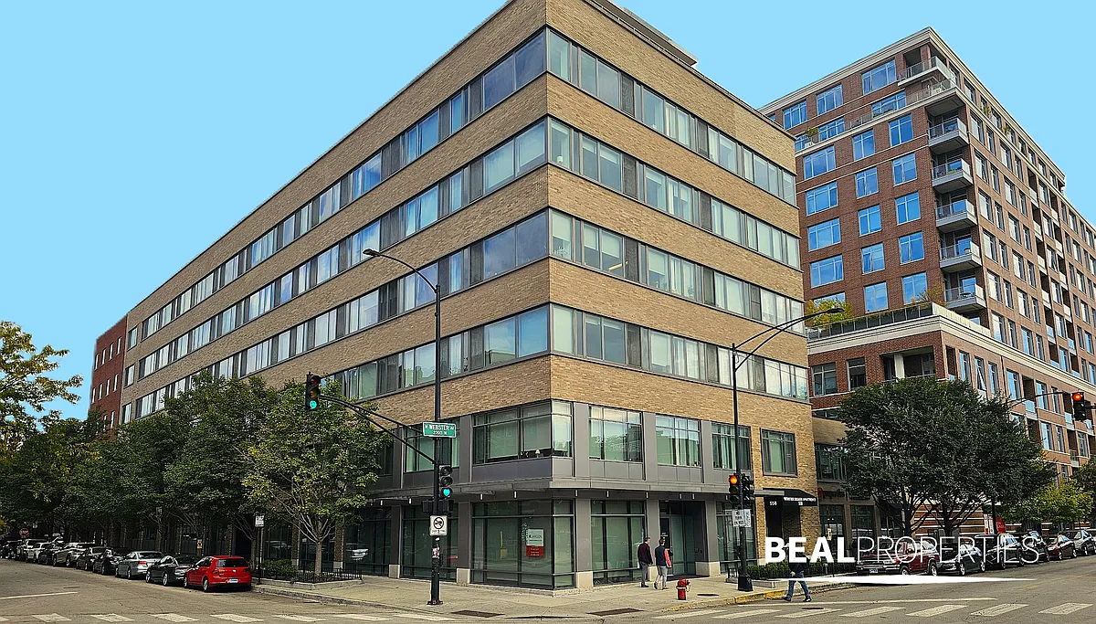 Building Photo - 558 W Webster