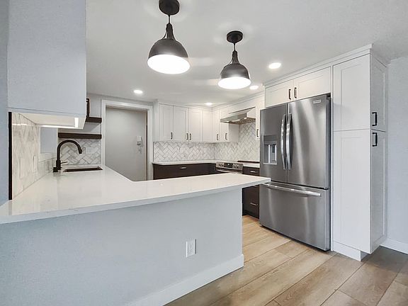 Kitchen / Dining