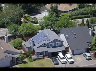 10967 Rio Ruso Dr, Windsor, CA 95492