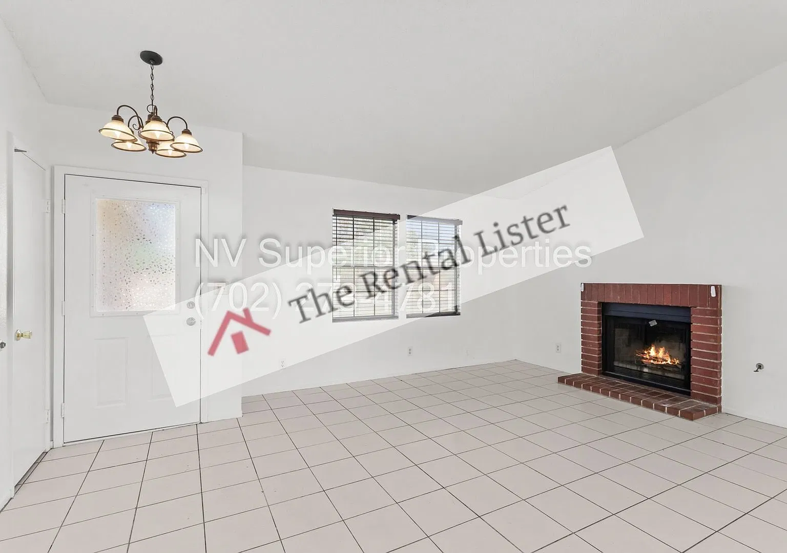 SW!! Spring Valley!! Single Story Covered Patio Fire Place!! Pet Friendly Community Parks Nearby — Photo 4