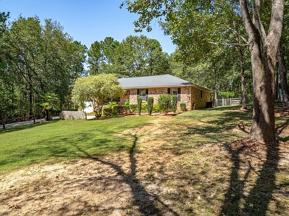 2nd image of 5665 Beech Creek Dr